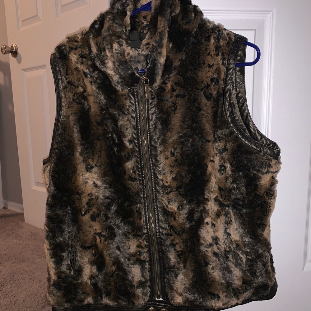 Vest only worn once!